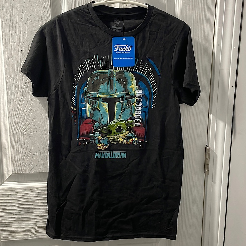 NWT FUNKO POP TEE - STAR WARS MANDALORIAN THE CHILD -